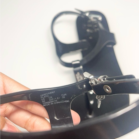 Coach - Picture 2 of 2